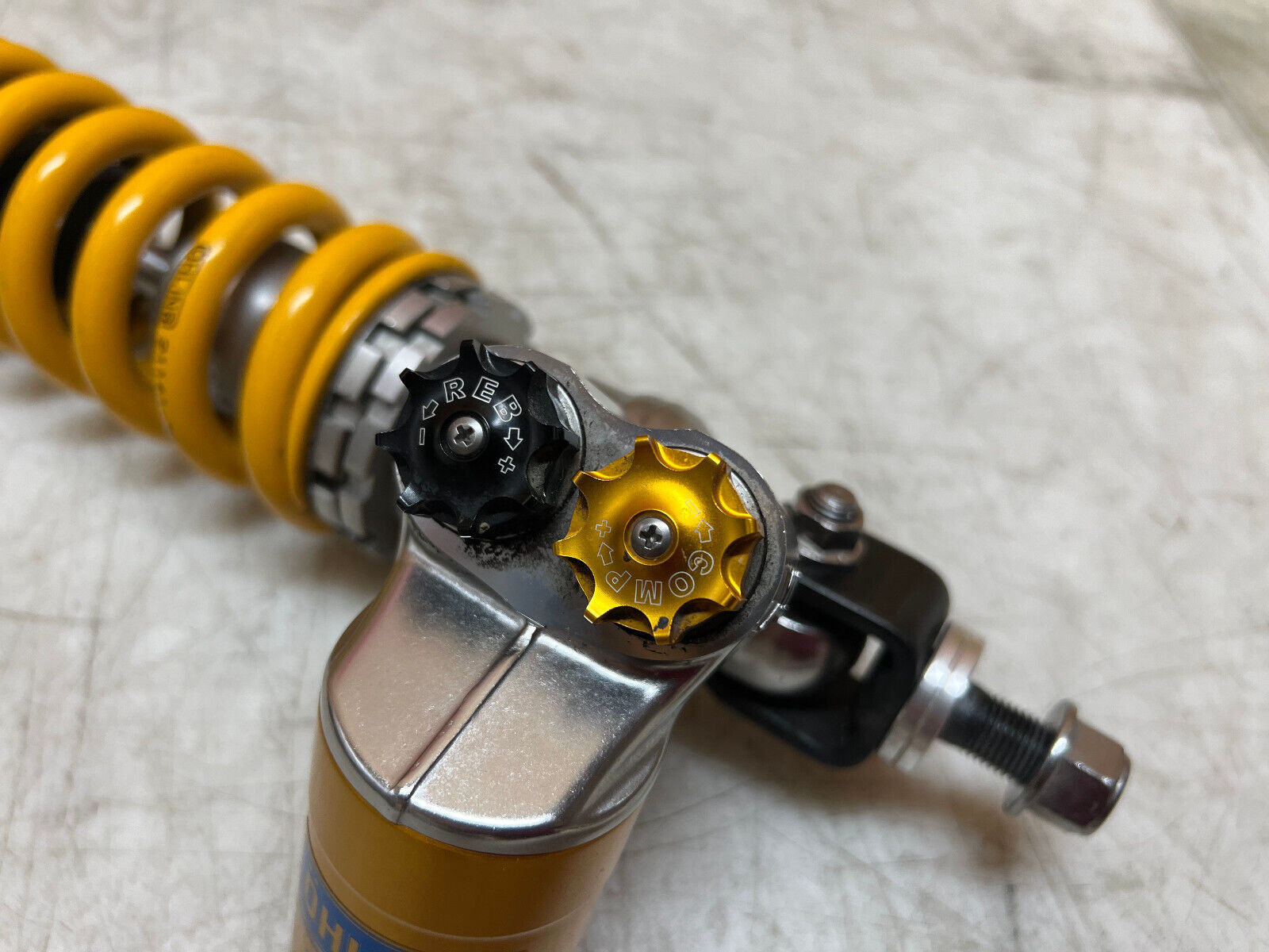 13 14 15 16 17 TRIUMPH DAYTONA 675R 675 R OHLINS TTX REAR SHOCK ABSORBER SPRING