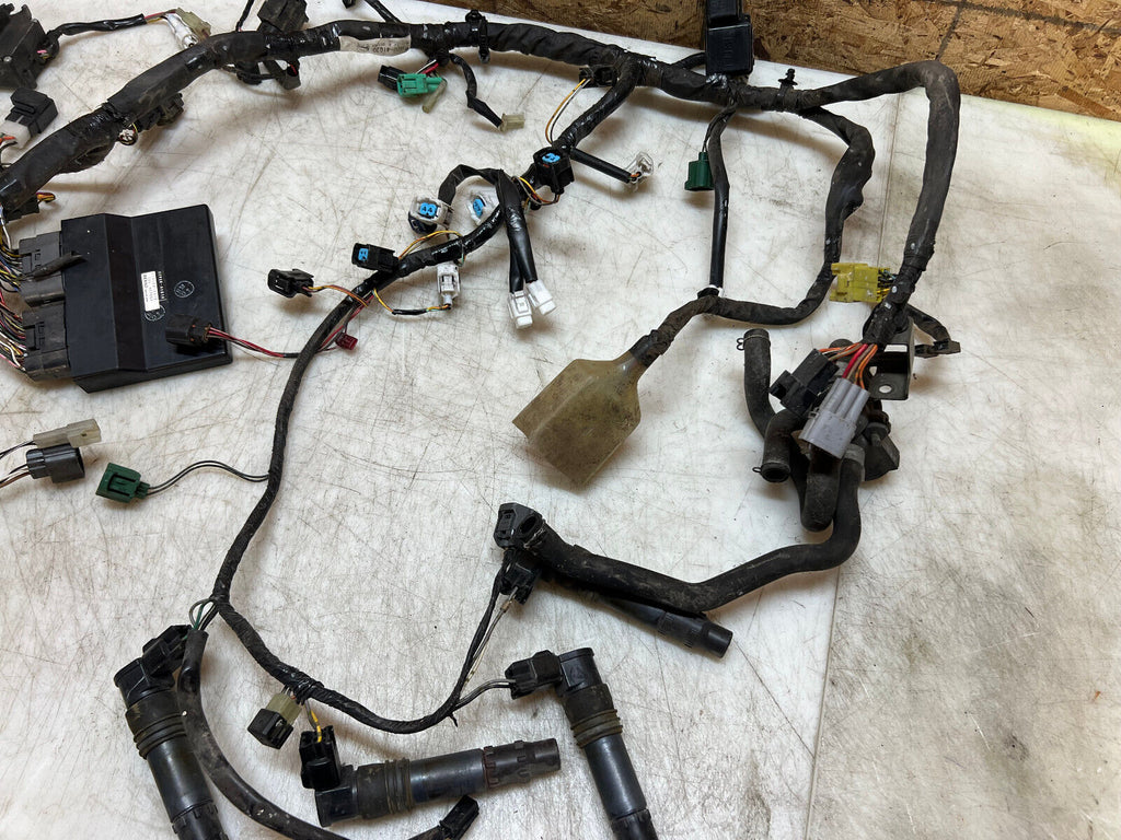 05 06 2005 2006 SUZUKI GSX-R1000 GSX-R GSXR 1000 WIRING HARNESS LOOM ECU CDI ECM