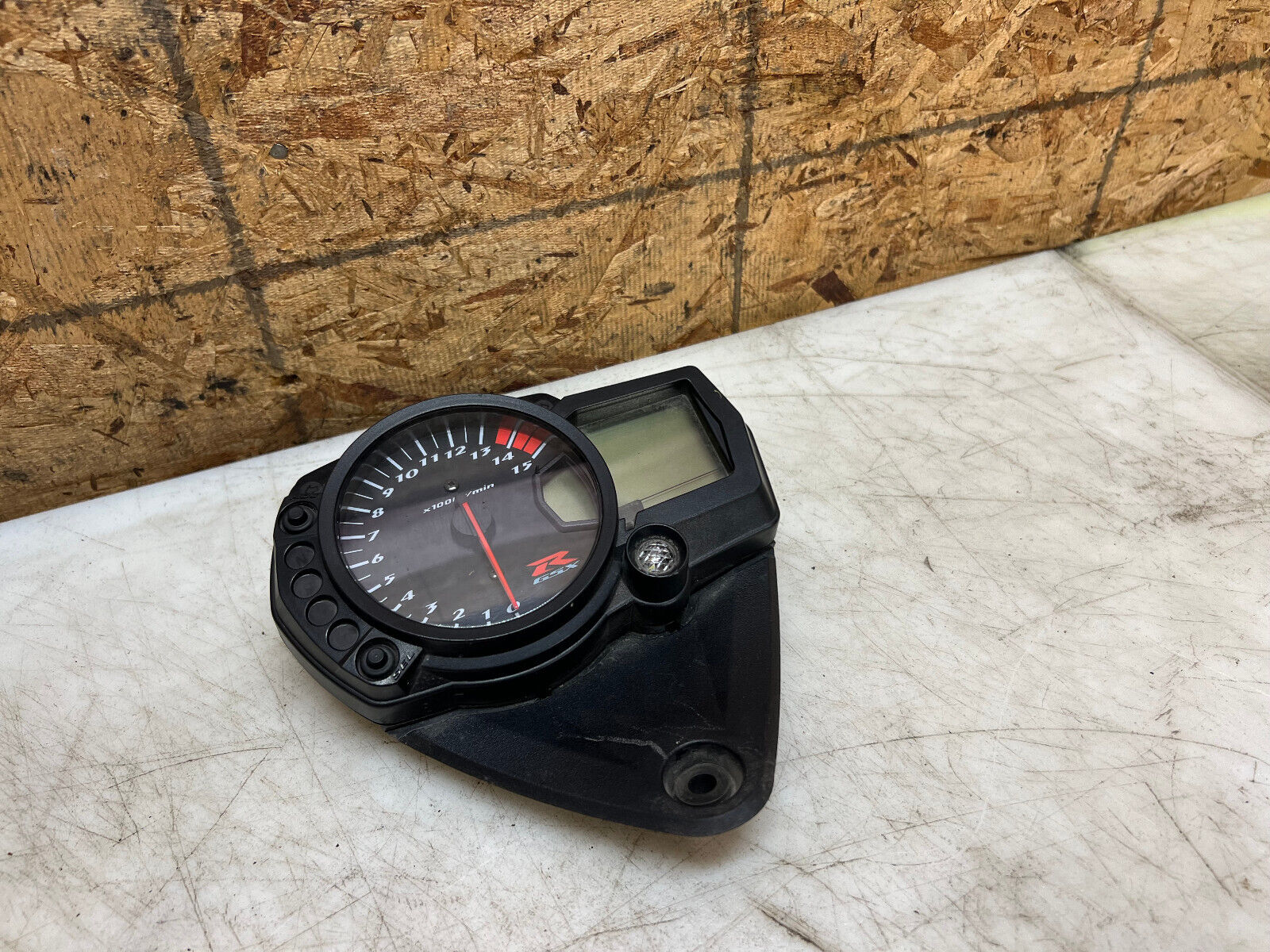 05 06 2005 2006 SUZUKI GSX-R1000 GSX-R GSXR 1000 INSTRUMENT GAUGE CLUSTER SPEEDO