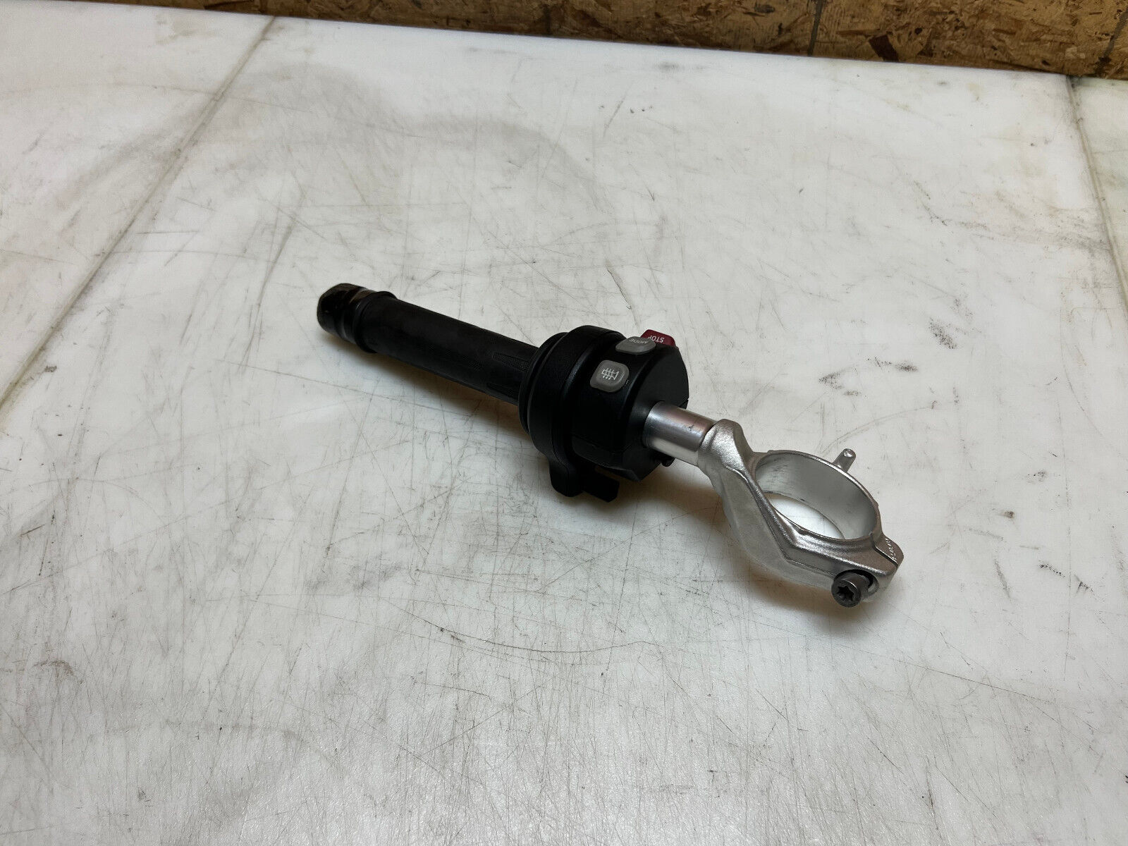 15 16 17 18 2015-2018 BMW S1000RR S1000 RR 1000RR RIGHT CLIP ON HANDLEBAR SWITCH