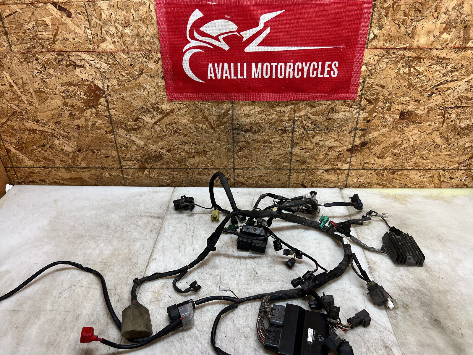 05 06 2005 2006 SUZUKI GSX-R1000 GSX-R GSXR 1000 WIRING HARNESS LOOM ECU CDI ECM