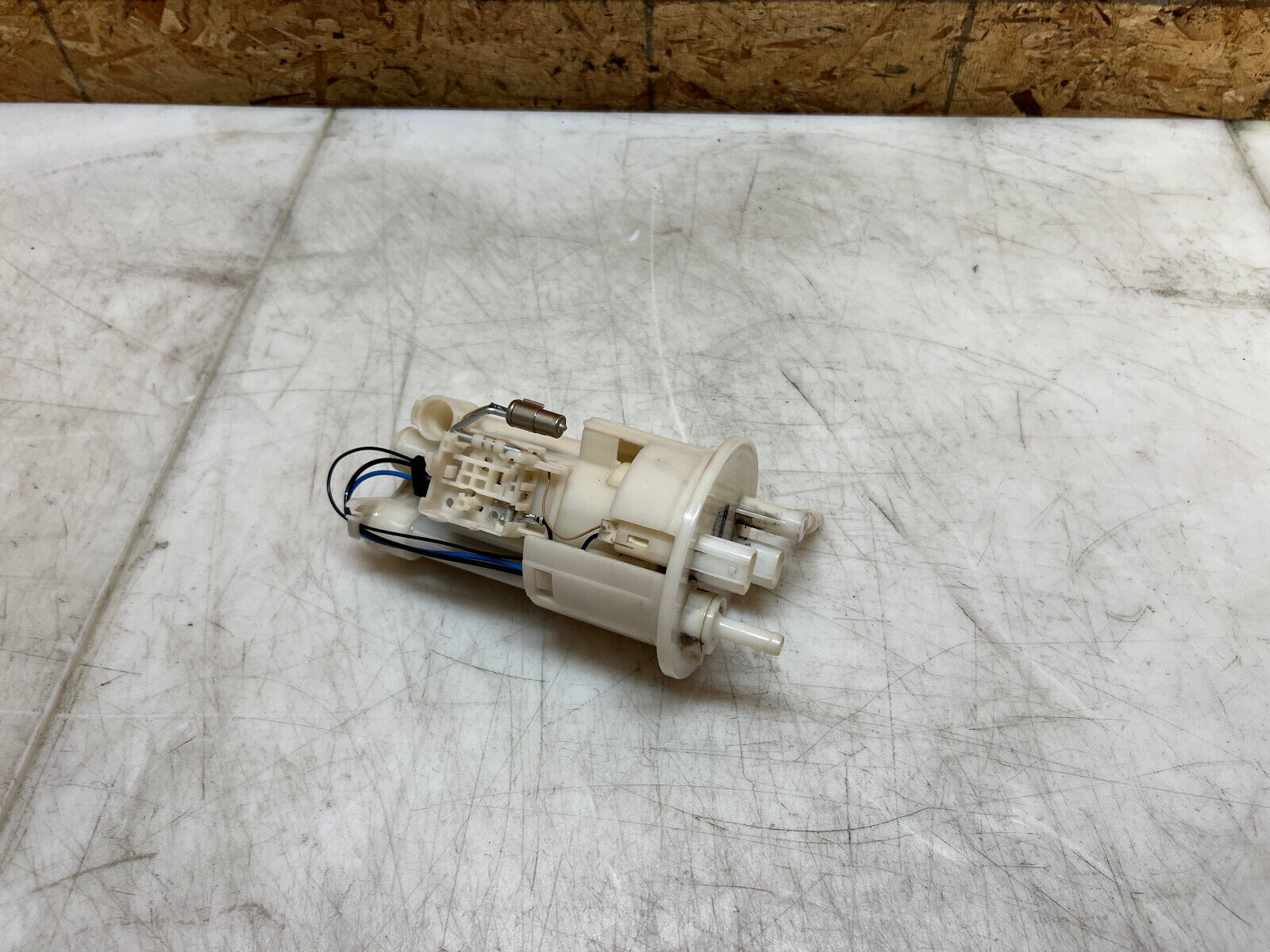 04 05 06 2004 2005 2006 YAMAHA YZFR1 YZF R1 FUEL PUMP GAS PUMP SENDING UNIT OEM