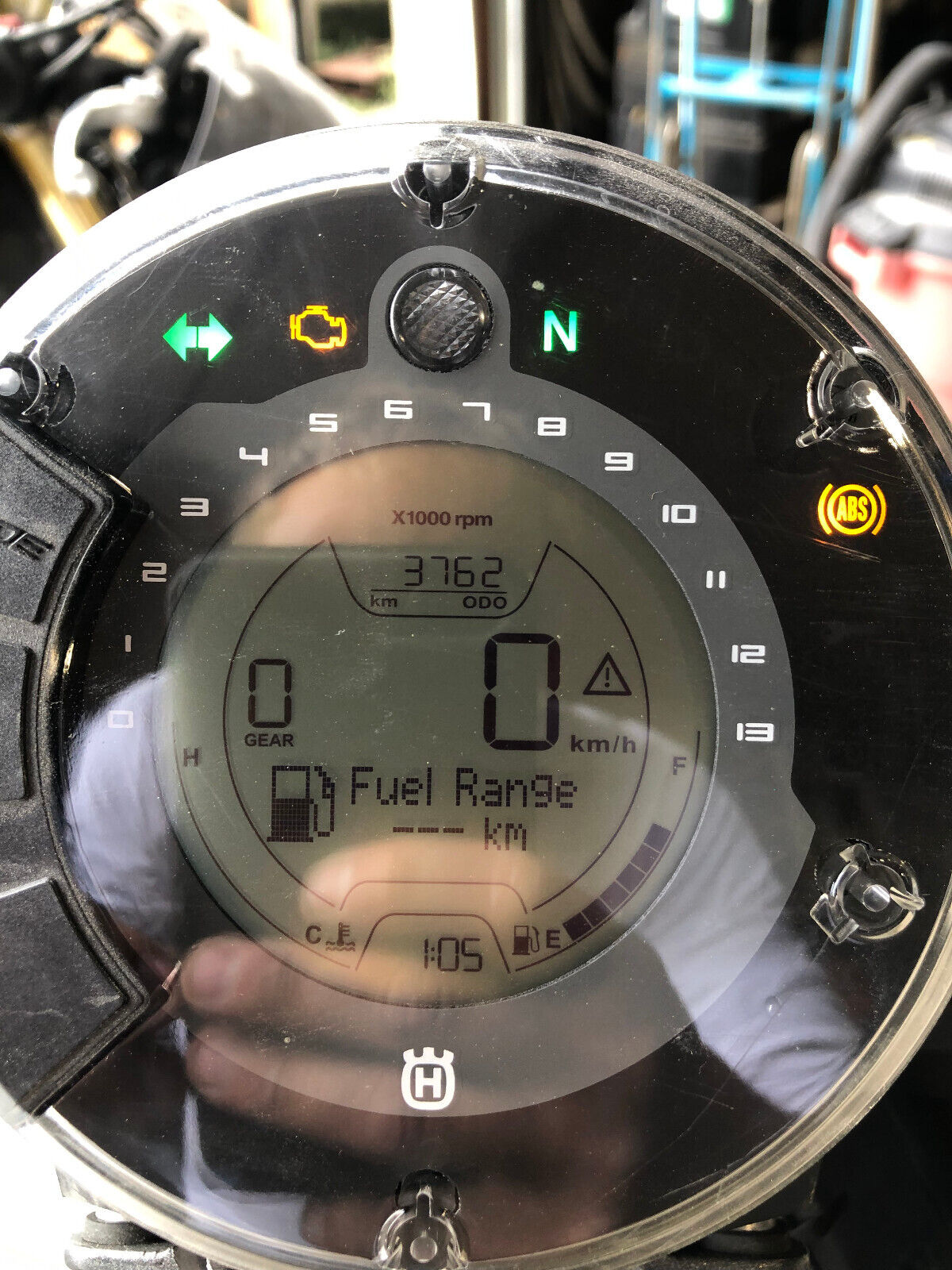 18 19 20 21 HUSQVARNA VITPILEN 401 INSTRUMENT GAUGE CLUSTER SPEEDO TACH 2K MILES