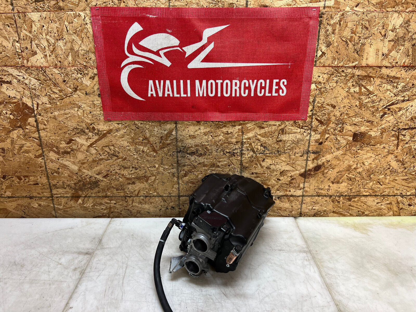 20 21 22 23 24 HONDA CBR500R CBR 500R THROTTLE BODIES BODY INTAKE INJECTION BOX