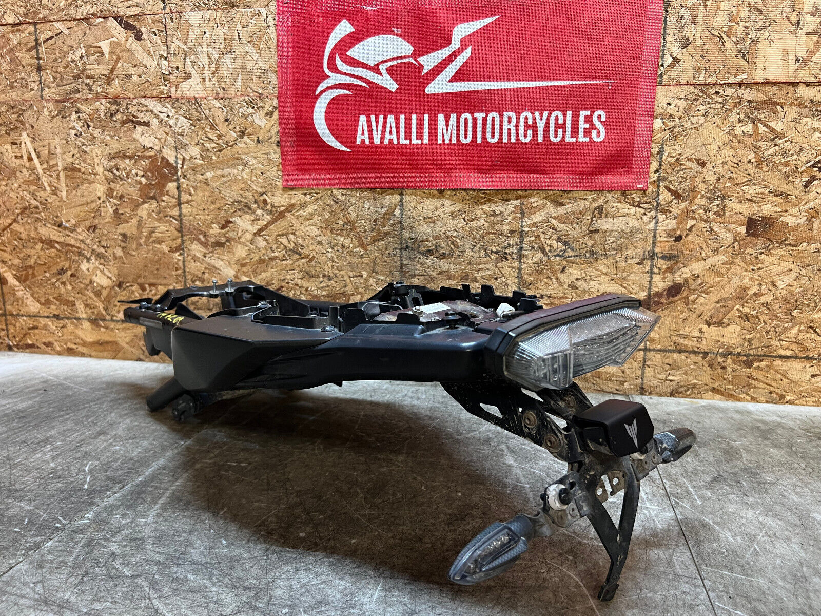 14 15 16 2015 2016 YAMAHA FZ9 FZ09 FZ-09 FZ 900 REAR SUBFRAME SUB FRAME TAIL
