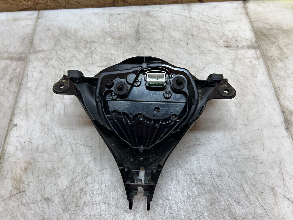 05 06 SUZUKI GSX-R1000 GSX-R GSXR 1000 INSTRUMENT GAUGE CLUSTER FAIRING STAY