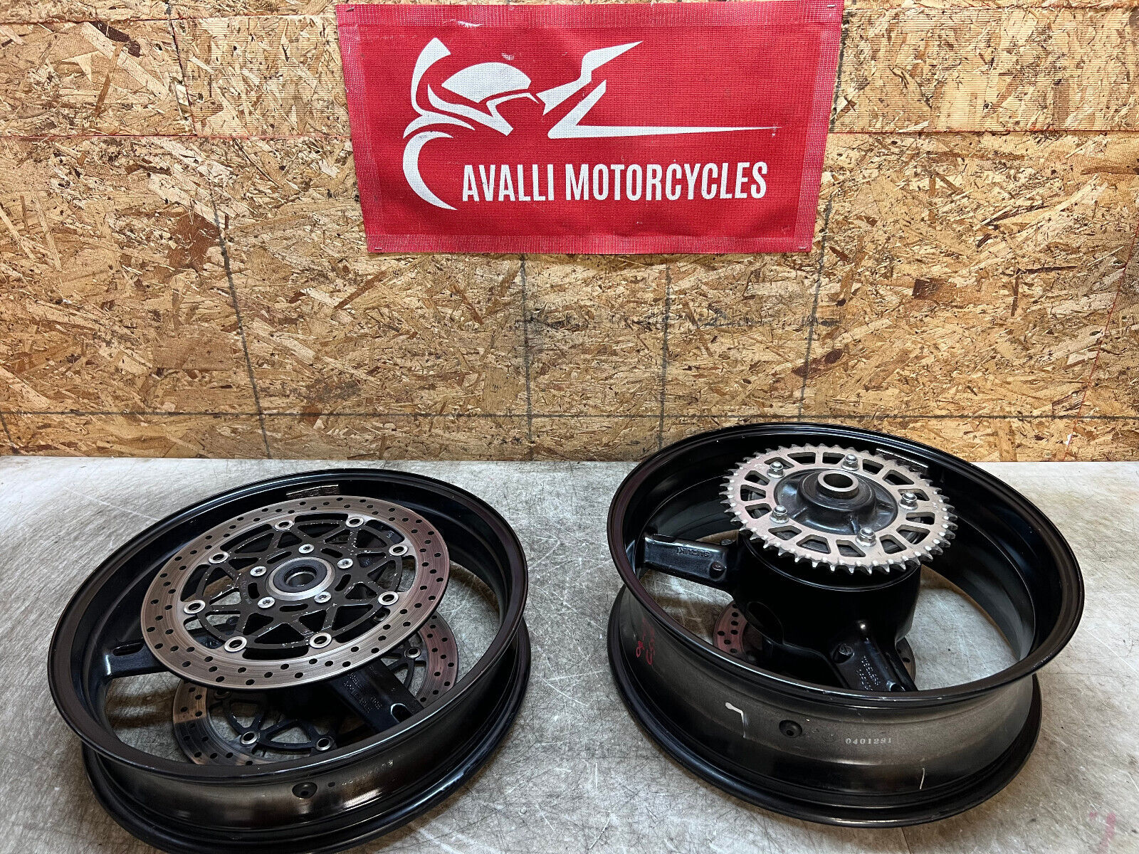 04 05 2004 2005 SUZUKI GSXR GSX-R GSXR600 600 750 FRONT & REAR WHEELS WHEEL RIM
