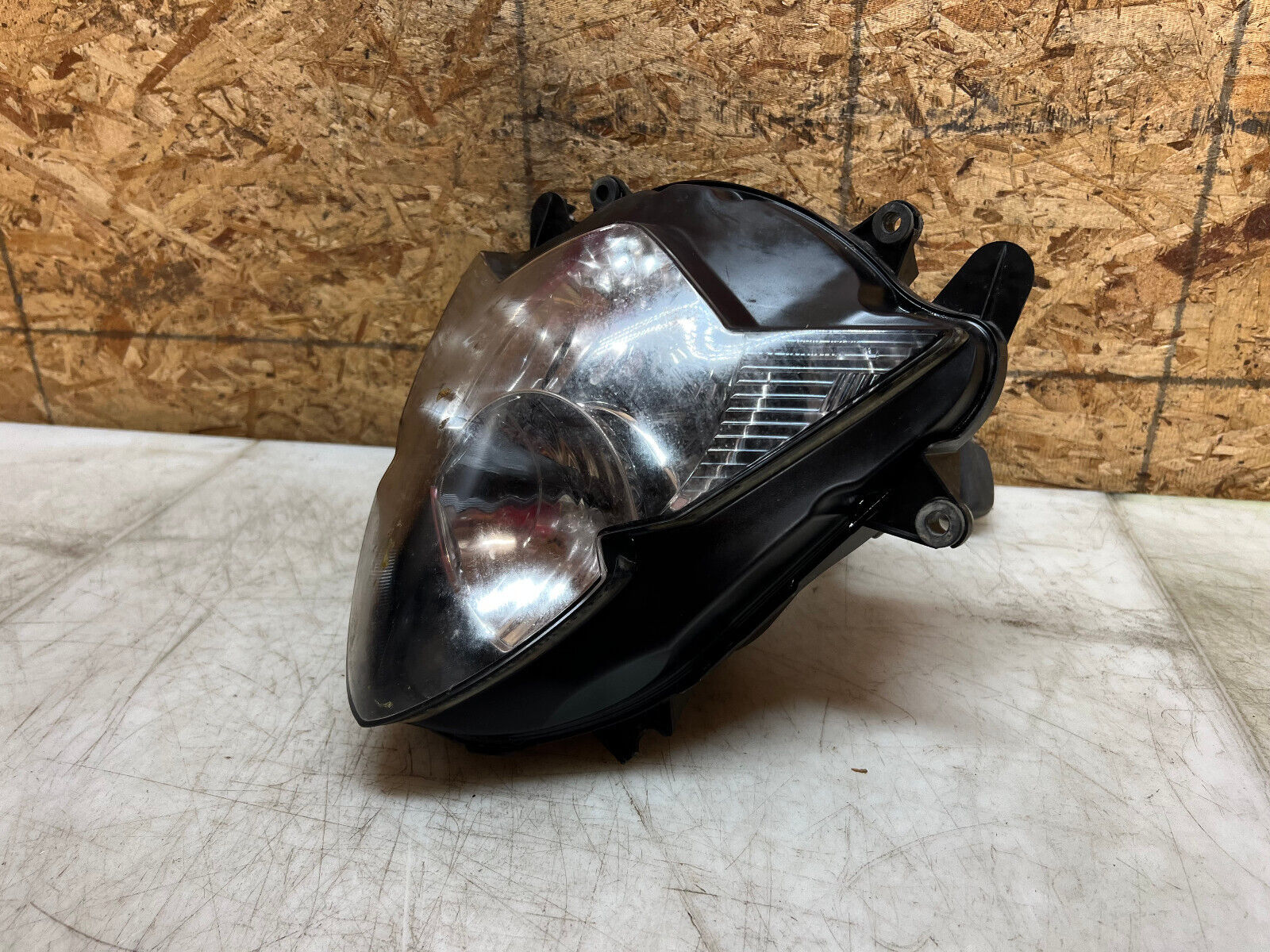 05 06 2005 2006 SUZUKI GSX-R1000 GSX-R GSXR 1000 HEADLIGHT HEAD LIGHT HEAD LAMP