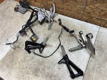 Load image into Gallery viewer, 46840987
