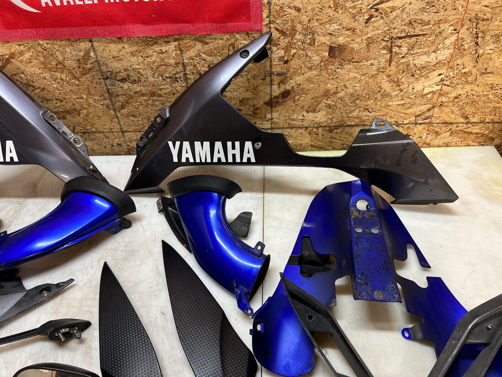 2007 2008 07 08 YAMAHA YZFR1 YZF R1 COMPLETE OEM FAIRING KIT FAIRINGS FRONT NOSE