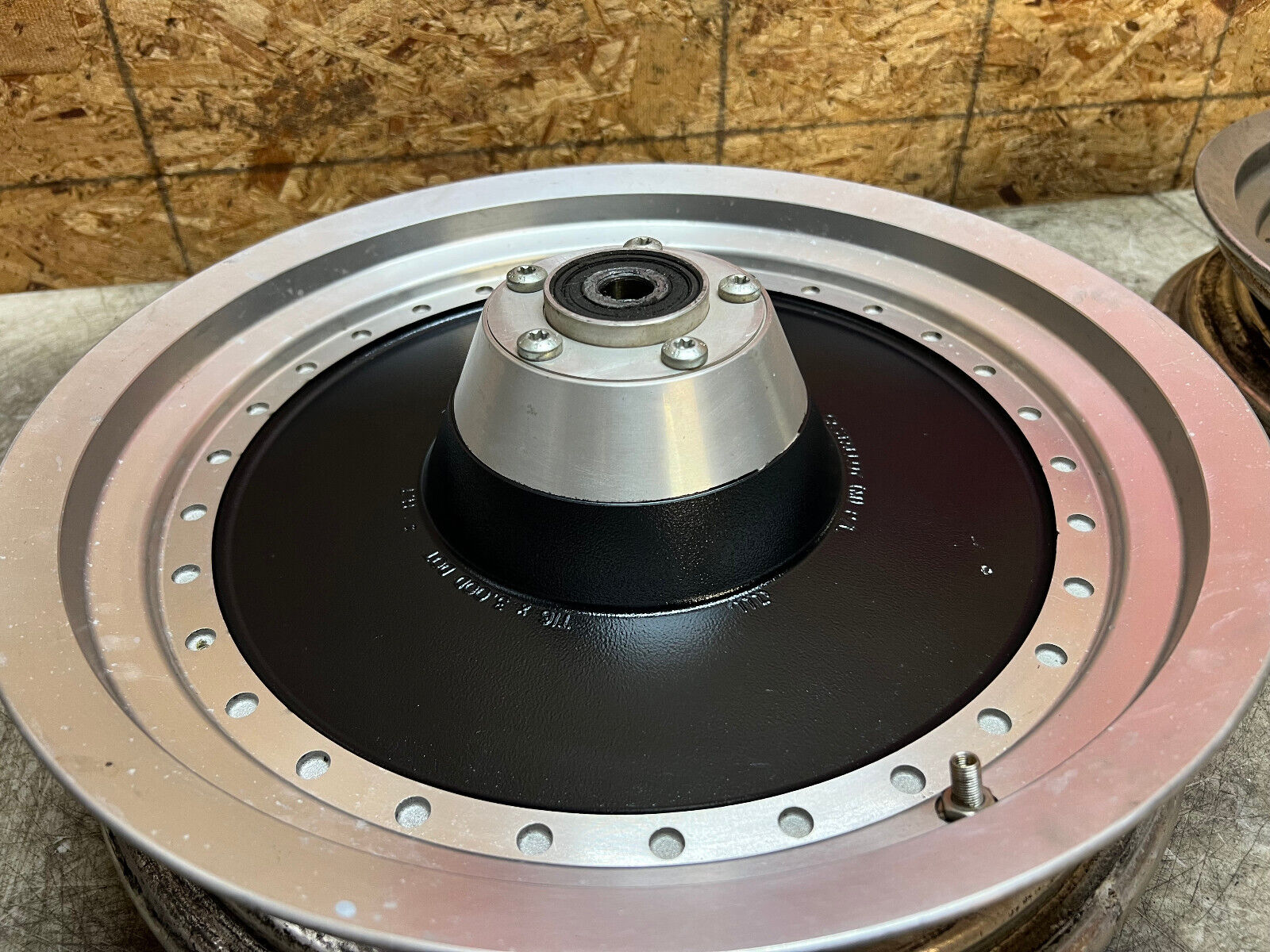 HARLEY DAVIDSON FAT BOY FLSTFI FATBOY SOFTAIL SOFT TAIL FRONT REAR WHEELS WHEEL