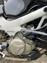 Load image into Gallery viewer, 98-05 HONDA SUPERHAWK VTR1000 VTR 1000 F COMPLETE ENGINE MOTOR VIDEO 12K MILES
