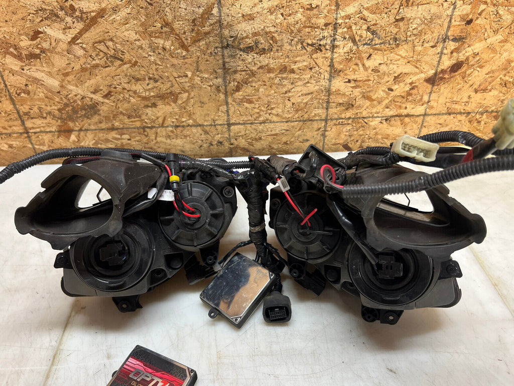 2007 2008 07 08 YAMAHA YZFR1 YZF R1 HEADLIGHTS HEAD LIGHTS LIGHT HEADLAMP LAMP