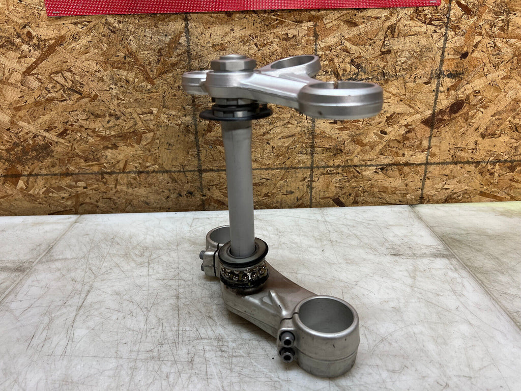 13 14 15 16 17 TRIUMPH DAYTONA 675R 675 R TOP TRIPLE TREE LOWER CLAMP STEM TREES