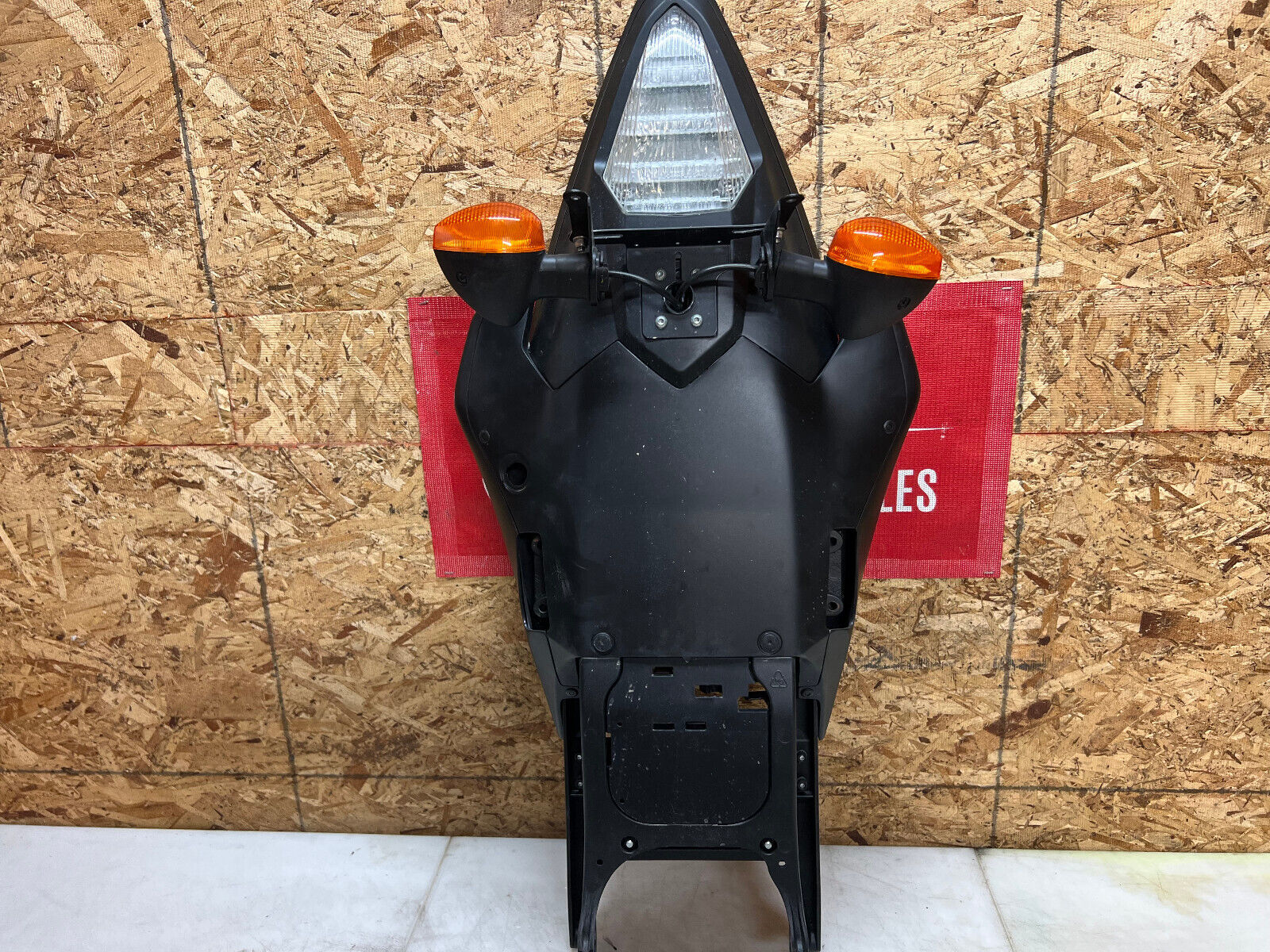09 10 12 13 14 15 16 YAMAHA YZFR6 YZF R6 REAR SUBFRAME SUB FRAME BACK TAIL NICE