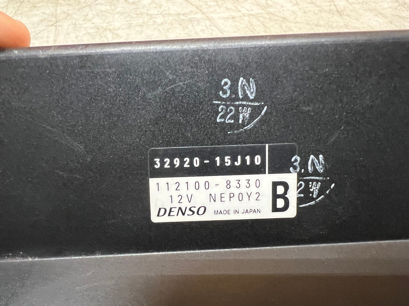 47064122