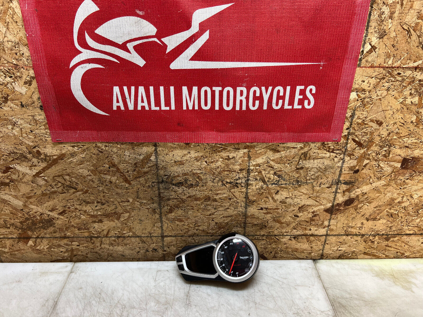 13 14 15 16 17 TRIUMPH DAYTONA 675R 675 R INSTRUMENT GAUGE CLUSTER SPEEDO TACH