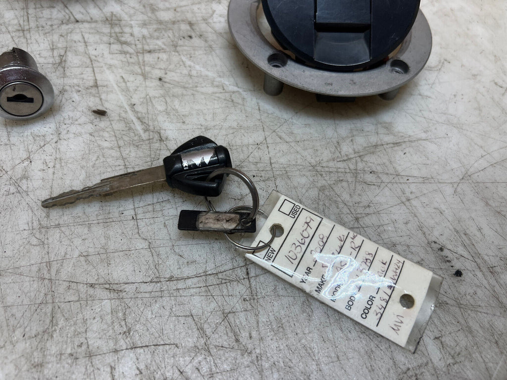 08 09 10 2008 2009 2010 SUZUKI GSXR GSX-R 600 750 LOCK SET KEY SET INGNITION CAP