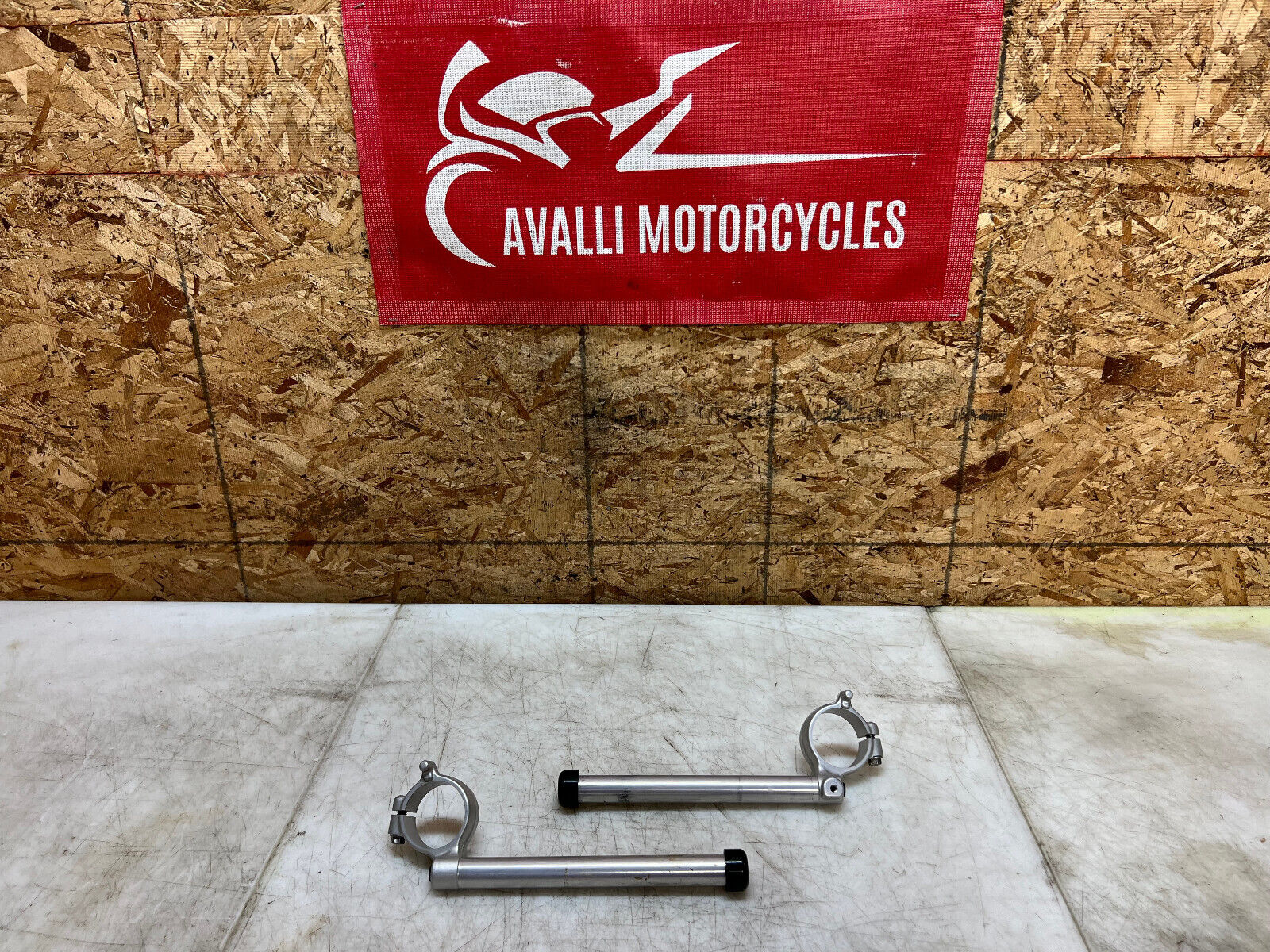 05 06 2005 2006 SUZUKI GSX-R1000 GSX-R GSXR 1000 LEFT RIGHT CLIP ON HANDLEBARS