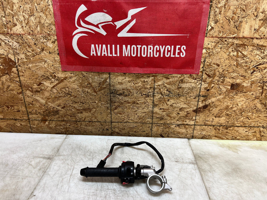 13 14 15 16 17 TRIUMPH DAYTONA 675R 675 R LEFT CLIP ON HANDLEBAR BAR SWITCH CUBE