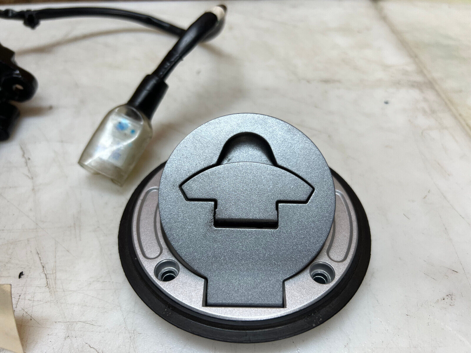 15 16 17 18 19 20 21 22 YAMAHA YZF R3 YZFR3 LOCK SET KEY SET IGNITION GAS CAP