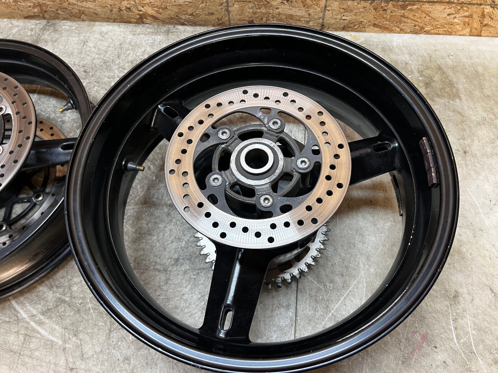 04 05 2004 2005 SUZUKI GSXR GSX-R GSXR600 600 750 FRONT & REAR WHEELS WHEEL RIM