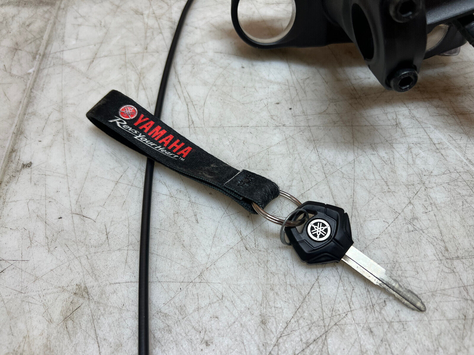 20 21 22 23 24 25 YAMAHA MT 07 MT-07 MT07 LOCK SET KEY SET IGNITION TRIPLE TREE