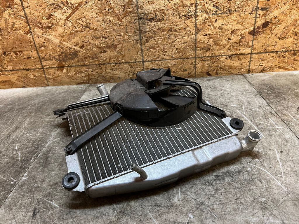 98 99 00 01 02 03 KAWASAKI NINJA ZX7-R ZX7R ZX7 RADIATOR RAD ENGINE COOLER FAN