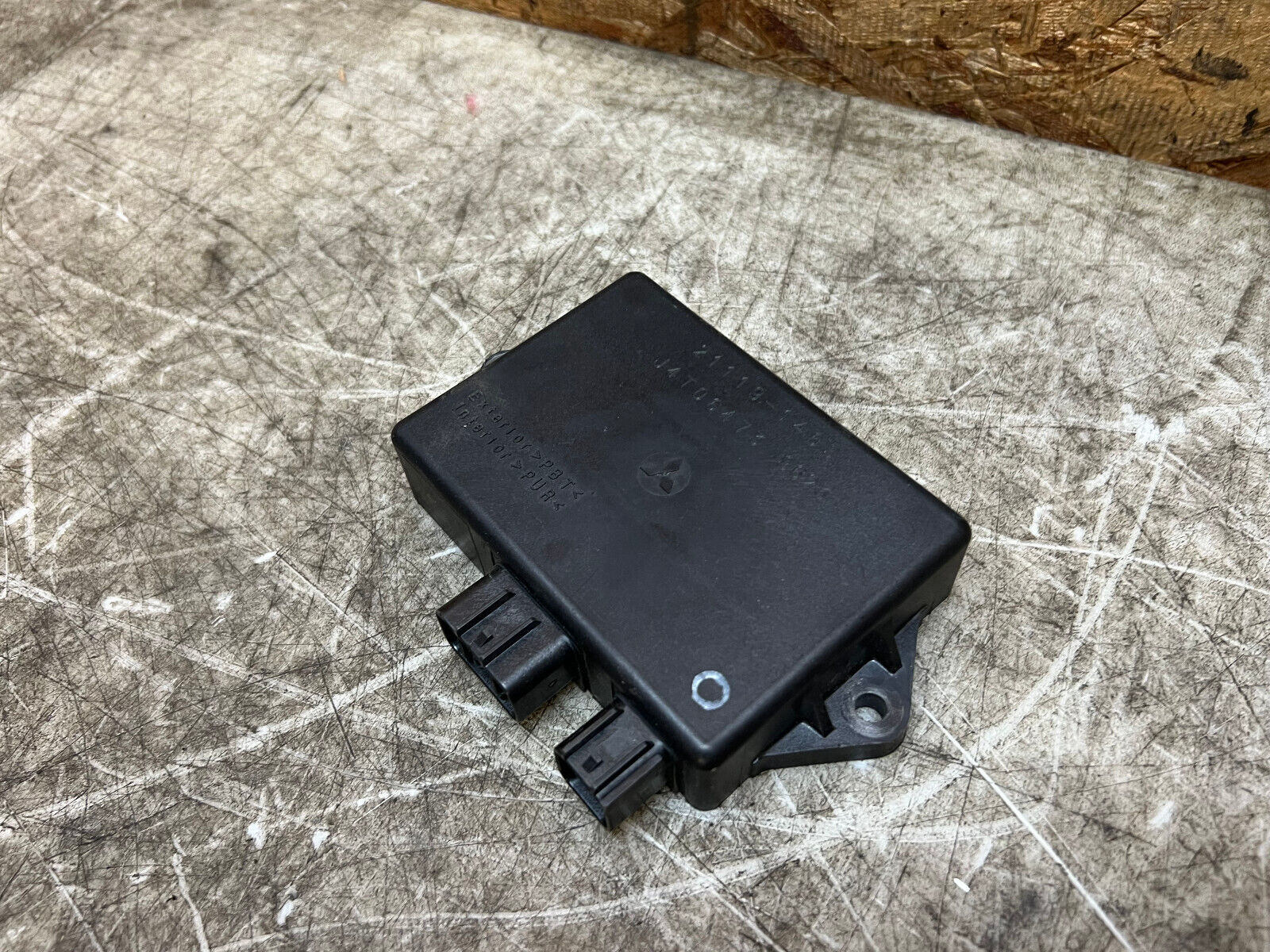 98 99 00 01 02 03 KAWASAKI NINJA ZX7-R ZX7R ZX7 ENGINE COMPUTER ECU CDI ECM BOX