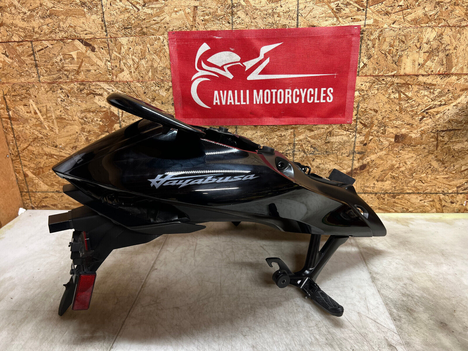 21 22 23 24 SUZUKI HAYABUSA GSX1300R GSX 1300 SUBFRAME SUB FRAME BACK FRAME TAIL