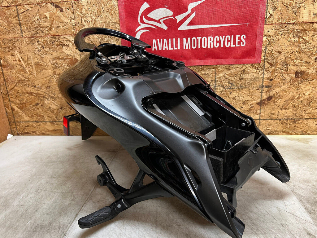 21 22 23 24 SUZUKI HAYABUSA GSX1300R GSX 1300 SUBFRAME SUB FRAME BACK FRAME TAIL