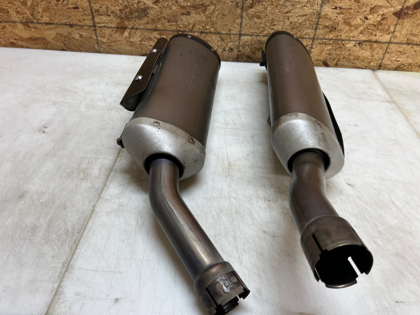 2007 2008 07 08 YAMAHA YZFR1 YZF R1 FACTORY EXHAUST MUFFLER SILENCER PIPE OEM