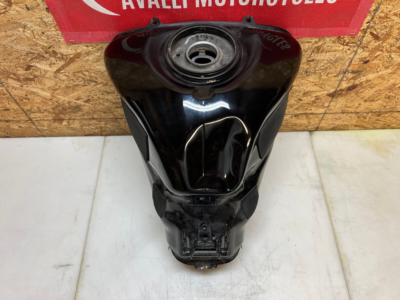 07 08 09 10 11 12 HONDA CBR600RR CBR 600RR GAS TANK FUEL TANK