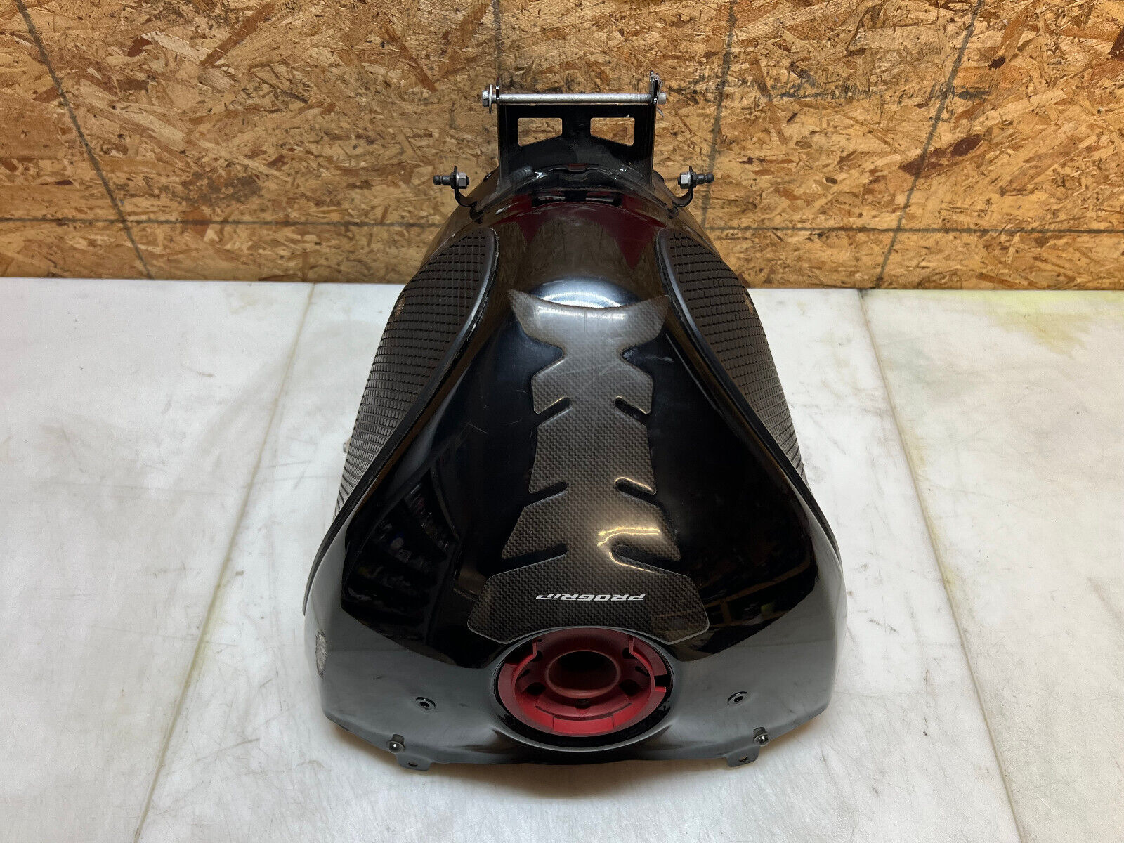 15 16 17 18 2015-2018 BMW S1000RR S1000 RR 1000RR GAS TANK FUEL TANK RESERVOIR