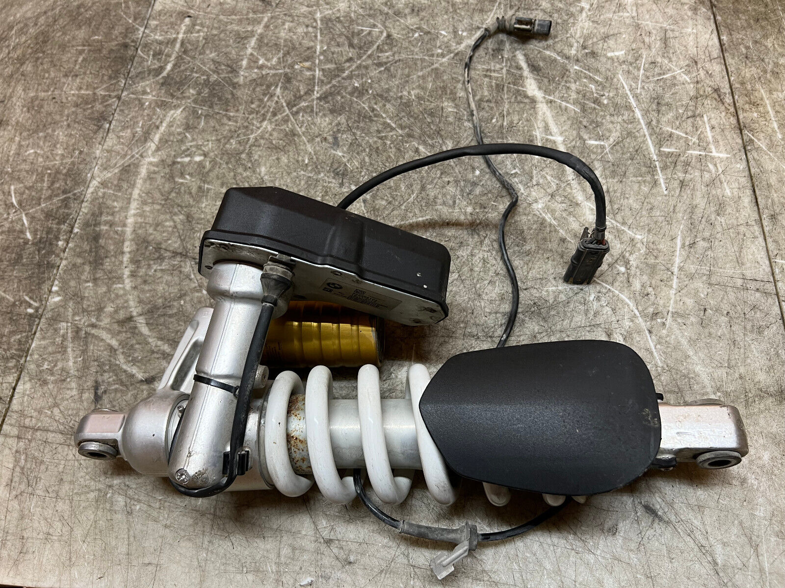 14 15 16 17 18 BMW R1200GS ADVENTURE R 1200 GS FRONT & REAR SHOCK ABSORBER COIL