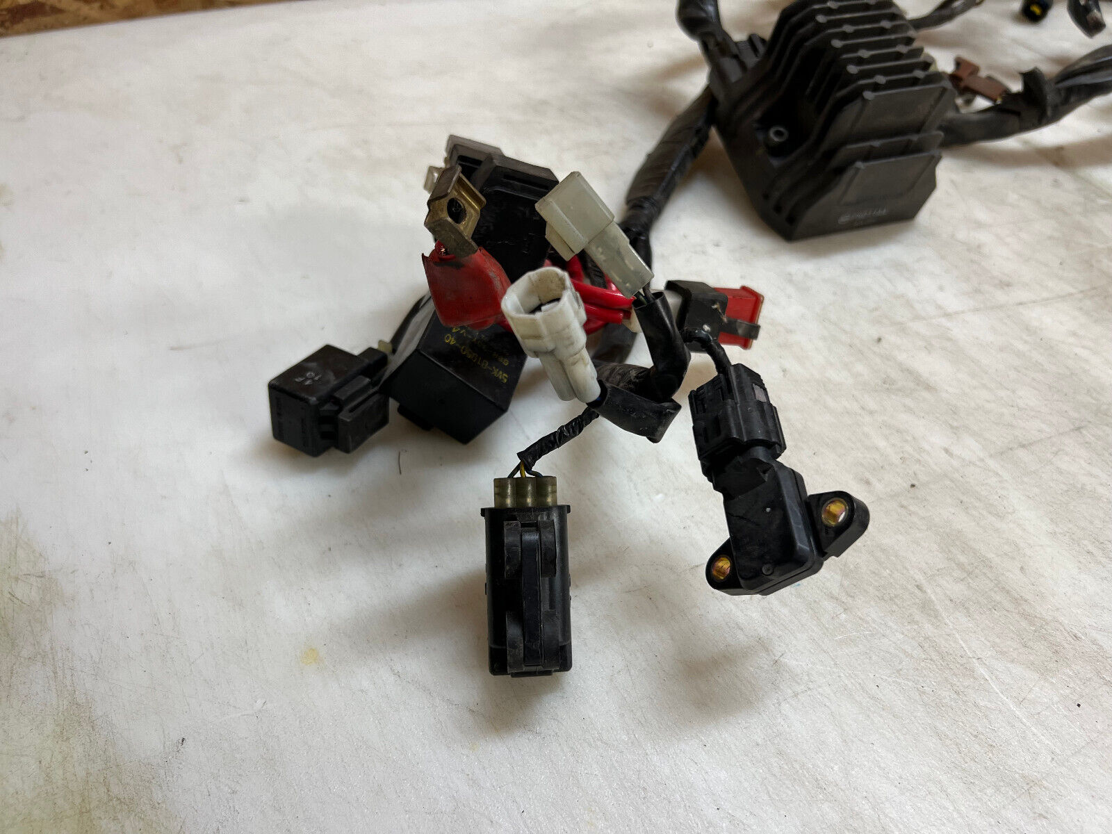 04 05 06 2004 2005 2006 YAMAHA YZFR1 YZF R1 WIRING HARNESS LOOM ECU CDI ECM BOX