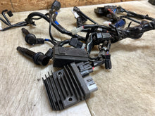 Load image into Gallery viewer, 46950063
