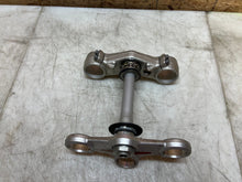 Load image into Gallery viewer, 13 14 15 16 17 TRIUMPH DAYTONA 675R 675 R TOP TRIPLE TREE LOWER CLAMP STEM TREES
