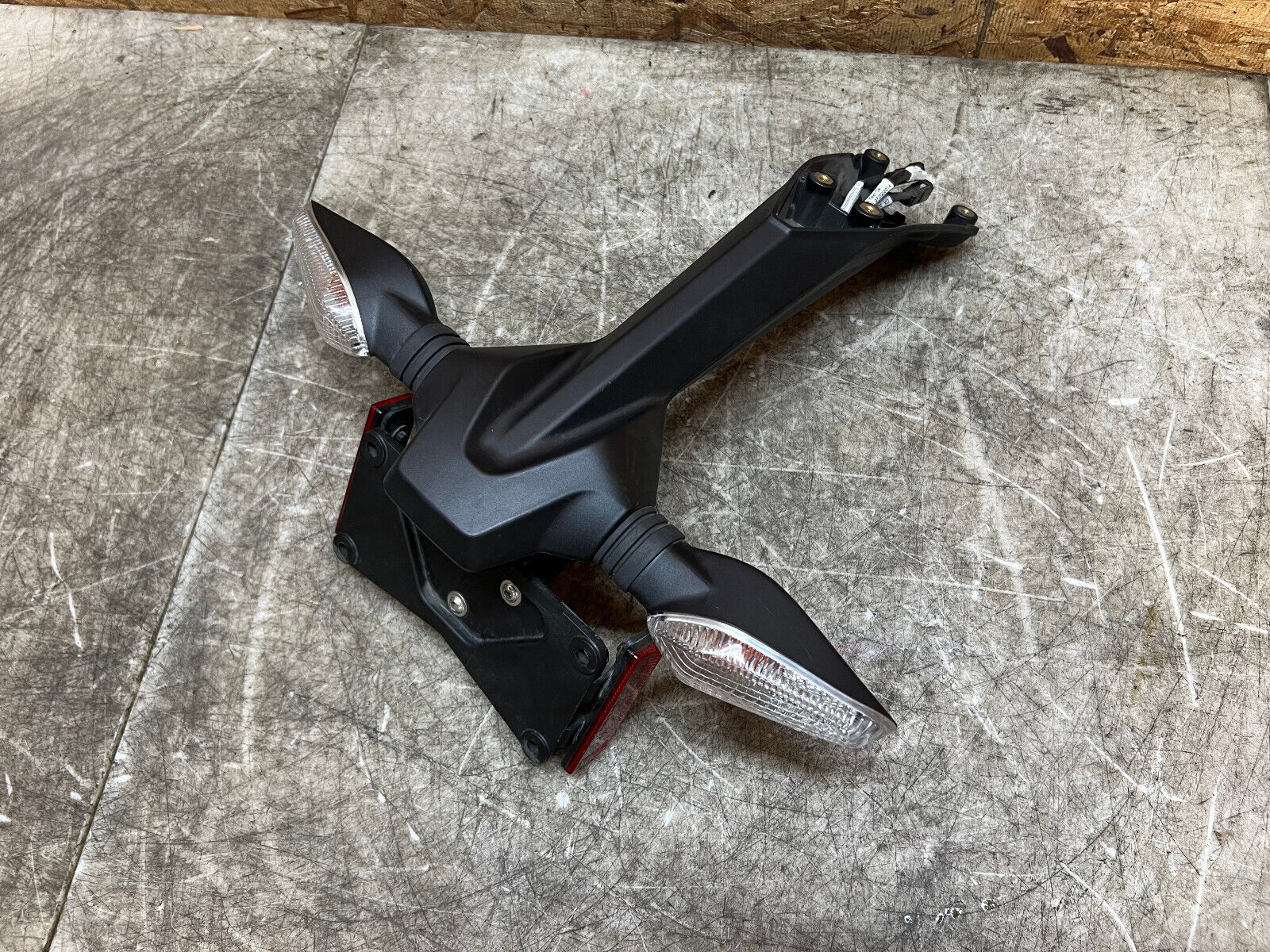 16 17 18 19 DUCATI PANIGALE 899 959 REAR LICENSE PLATE BRACKET TURN SIGNAL MOUNT