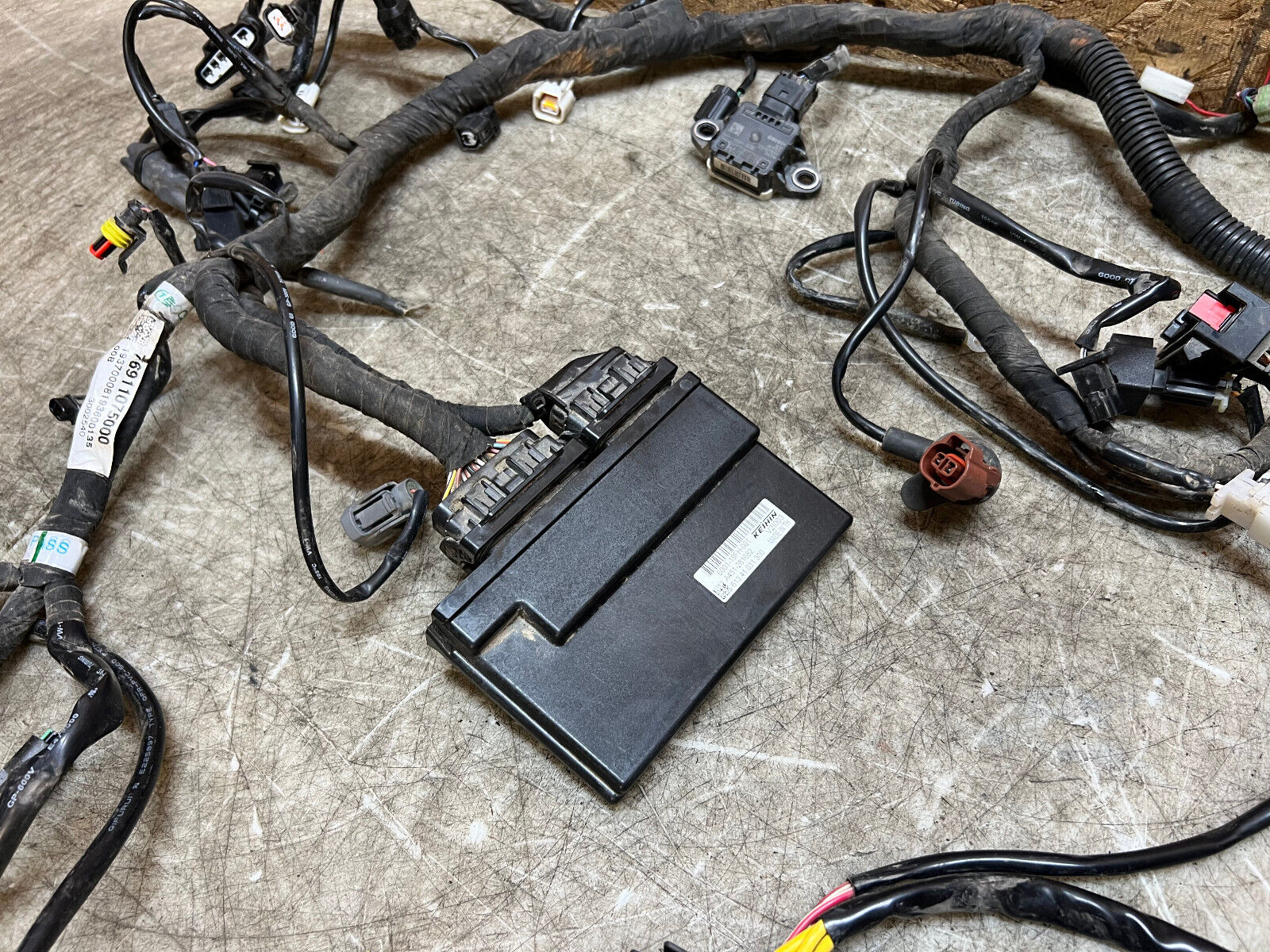 19 20 21 22 23 24 KTM ENDURO R DUKE SM SMC LC4 WIRING HARNESS LOOM ECU CDI ECM