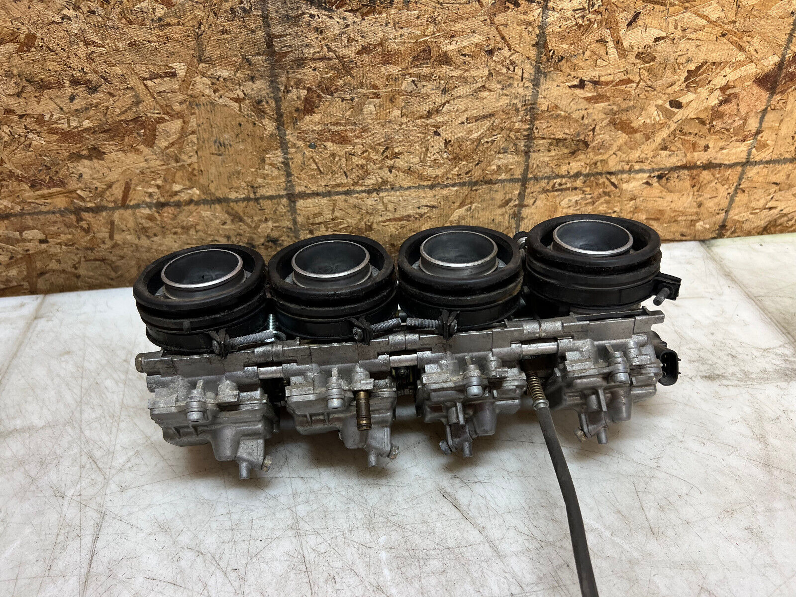 1998-2001 98 99 00 01 YAMAHA YZFR1 YZF R1 CARBURETORS CARBURETOR CARB CARBS