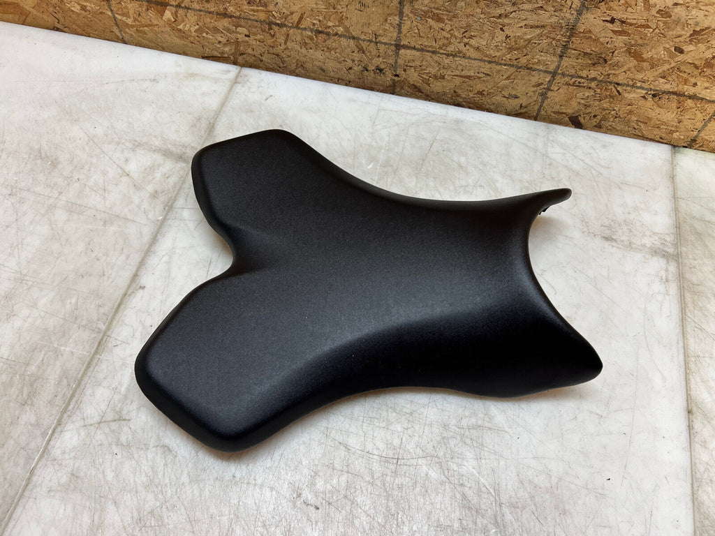 04 05 06 2004 2005 2006 YAMAHA YZFR1 YZF R1 RIDERS FRONT SEAT RIDER SEAT PAD OEM