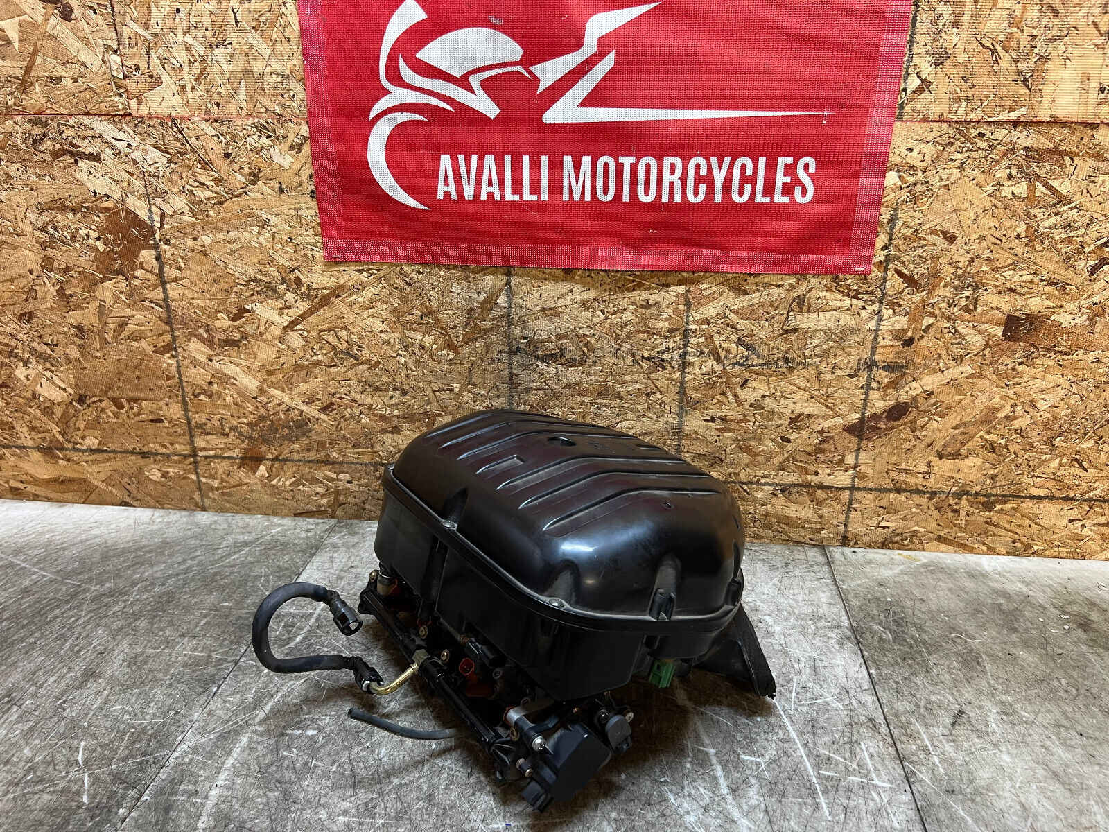 4 05 2004 2005 SUZUKI GSXR GSX-R GSXR600 600 THROTTLE BODIES BODY FUEL INJECTION