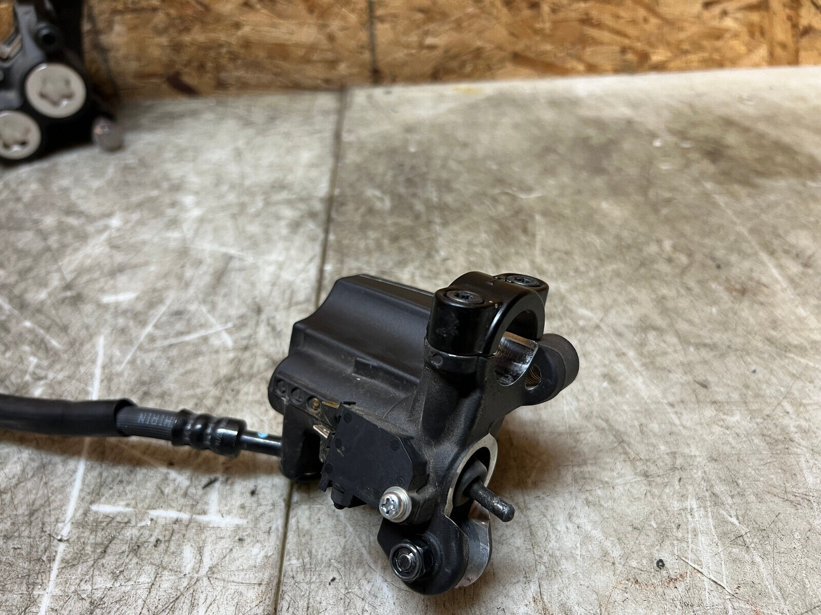15 16 17 18 19 20 21 YAMAHA FZ-07 FZ07 MT-07 MT07 BRAKE CALIPERS MASTER CYLINDER