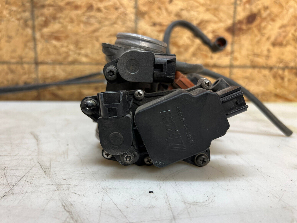 04 05 2004 2005 SUZUKI GSXR GSX-R GSXR600 600 THROTTLE BODIES BODY INJECTION OEM