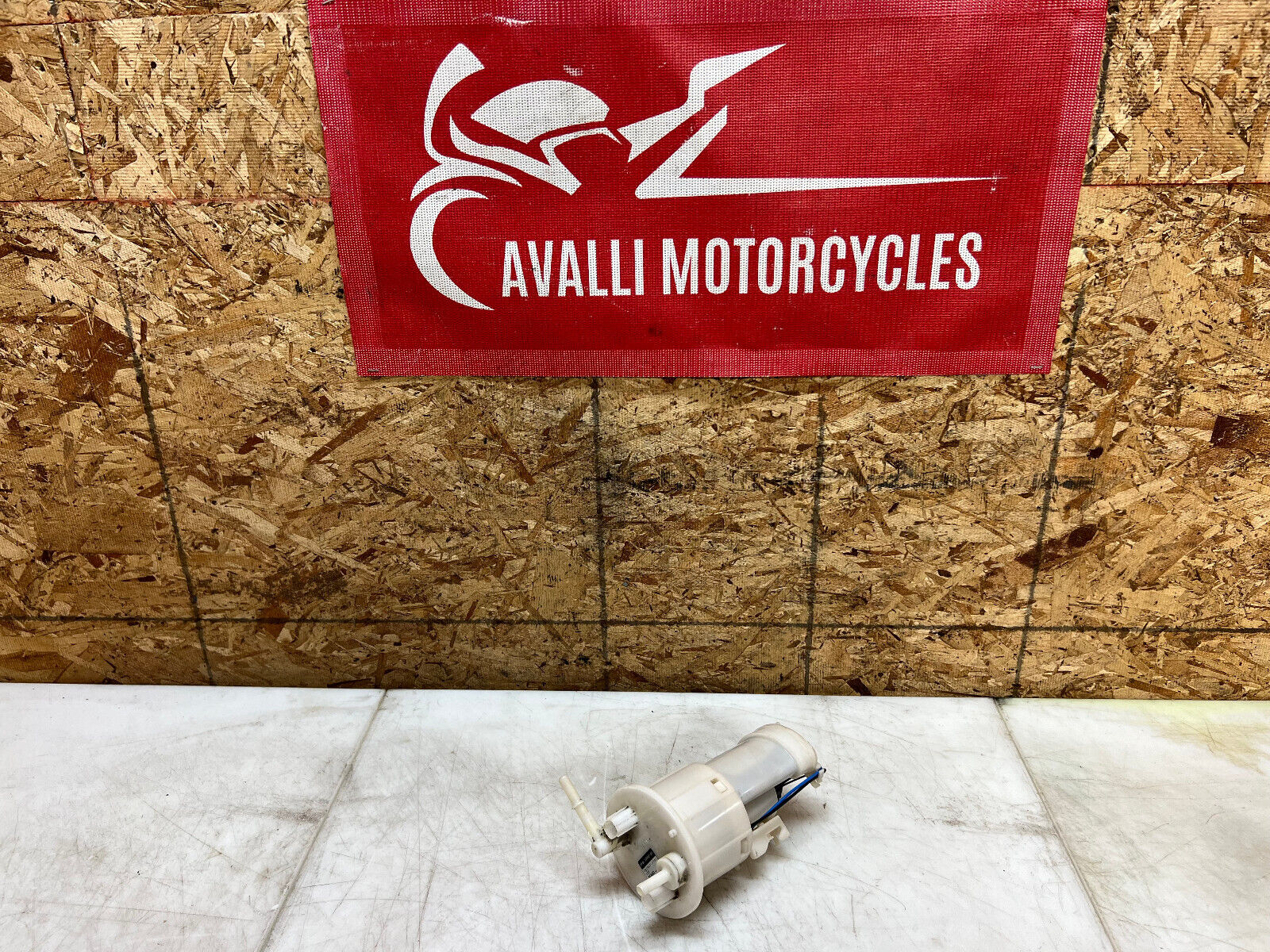 04 05 06 2004 2005 2006 YAMAHA YZFR1 YZF R1 FUEL PUMP GAS PUMP SENDING UNIT OEM