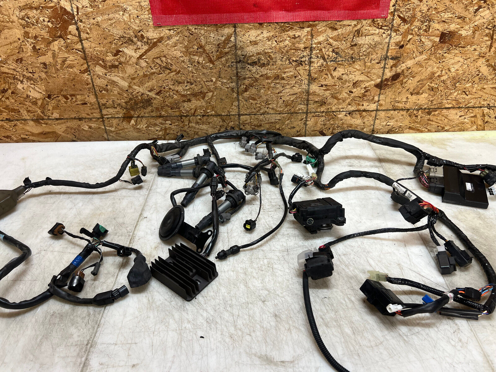 08 09 10 2008 2009 2010 SUZUKI GSXR GSX-R 600 WIRING HARNESS LOOM ECU CDI ECM