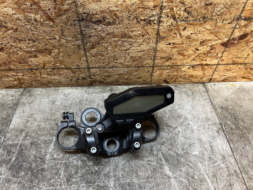 14 15 16 2015 2016 YAMAHA FZ9 FZ09 FZ-09 FZ 900 GAUGE INSTRUMENT CLUSTER SPEEDO