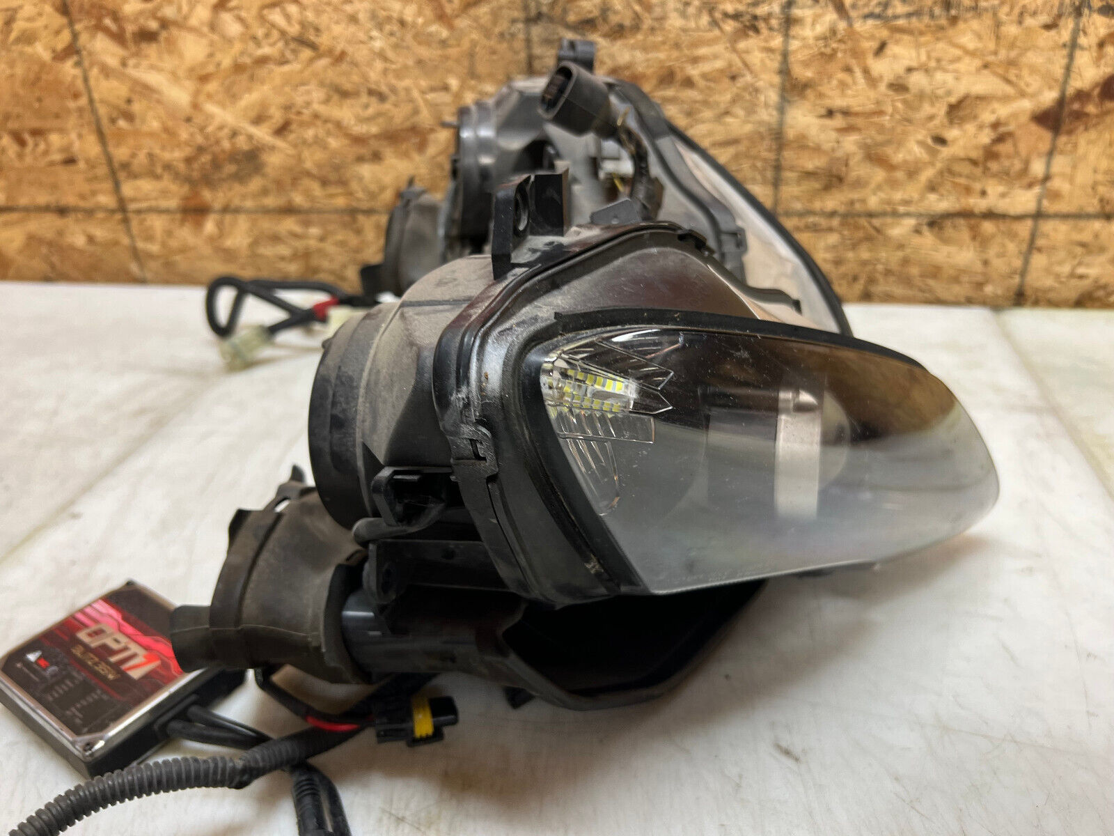2007 2008 07 08 YAMAHA YZFR1 YZF R1 HEADLIGHTS HEAD LIGHTS LIGHT HEADLAMP LAMP