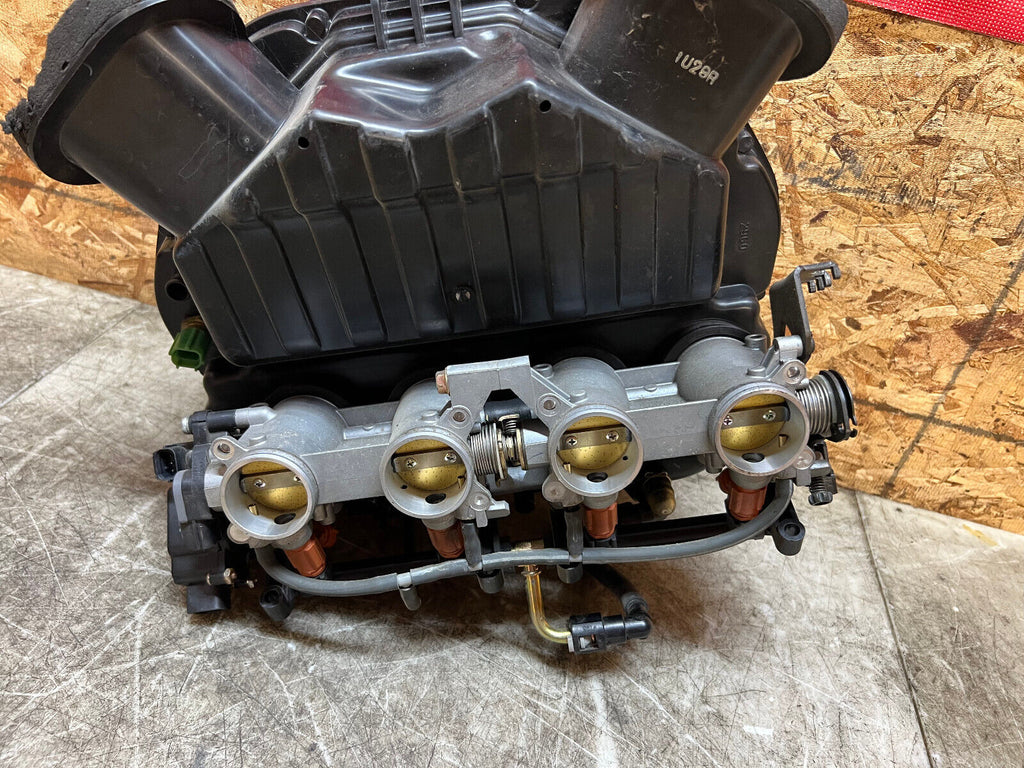 4 05 2004 2005 SUZUKI GSXR GSX-R GSXR600 600 THROTTLE BODIES BODY FUEL INJECTION